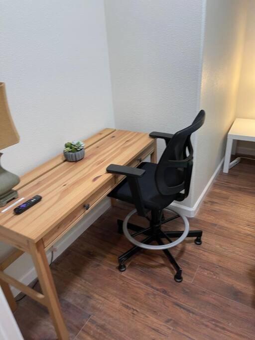 Brand New 2Br Cute Blue Led In North Fresno 아파트 외부 사진